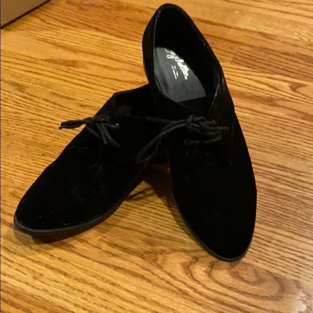 Seychelles black velvet oxfords